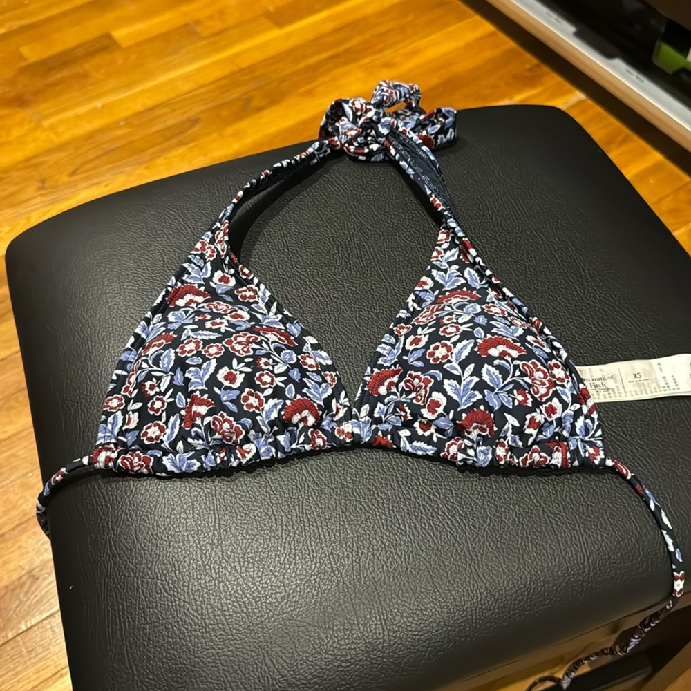BIKINI TOP